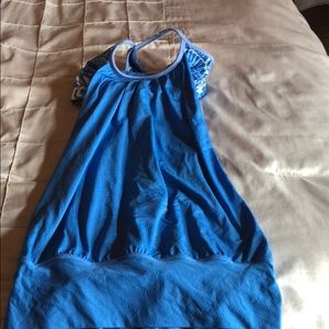 Lululemon workout top with built in sports bra